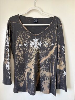 Sledge USA soft Surroundings Black & Tan Bleached Geometric V-Neck Long Sleeve